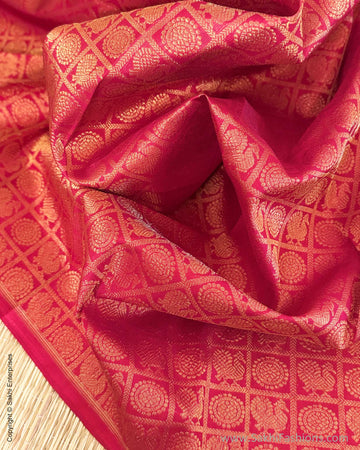 BL-Y10047 Red Kanchi Blouse