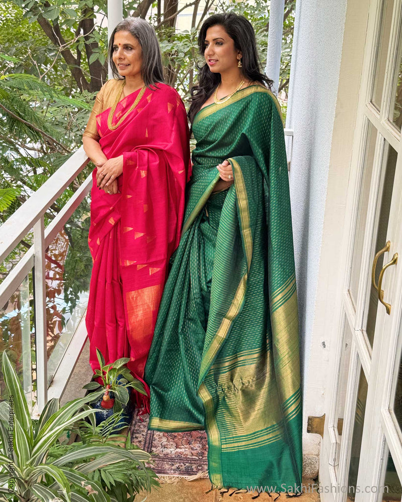 EE-Y04678 Red Rawsilk sari