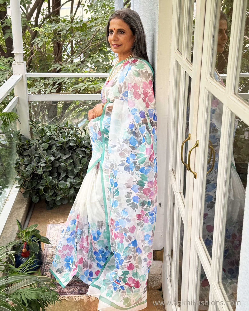 EE-Y04176 White Organza sari
