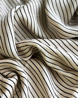 BL-X08658 Cream and Black Ajrak Fabric