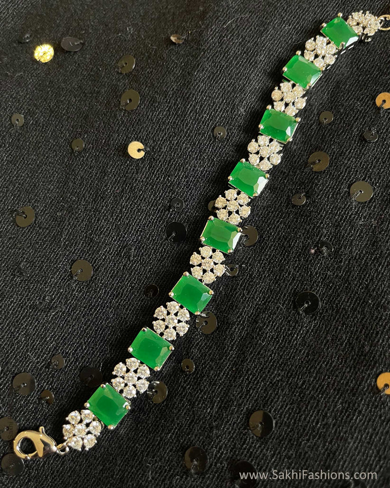 AJ-V20404 Green diamante Bracelet