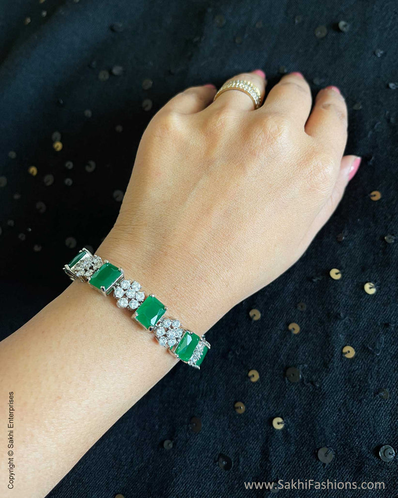 AJ-V20404 Green diamante Bracelet