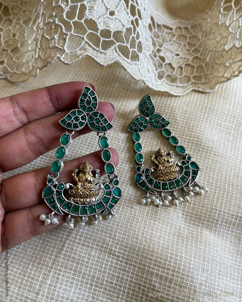 AJ-W01977 Green Statement earring