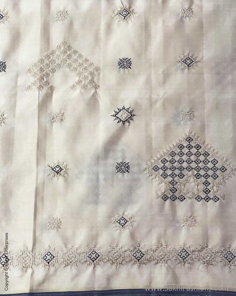 DP-W02650 Cream Kasuti Kanchi