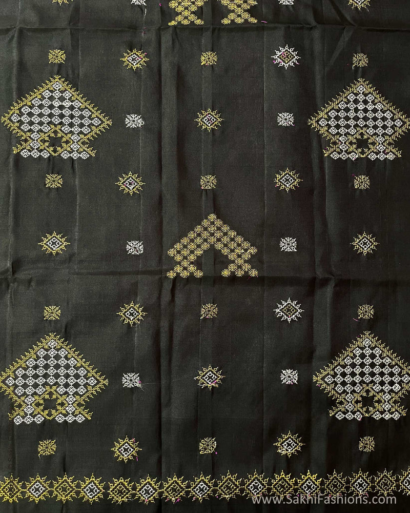 DP-W02650 Cream Kasuti Kanchi