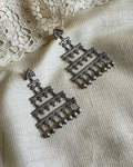 AJ-W02622 Step earrings