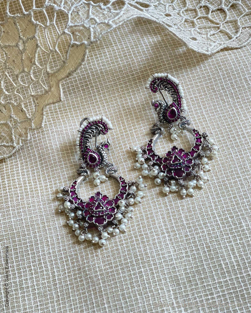 AJ-W03277 Statement Earring