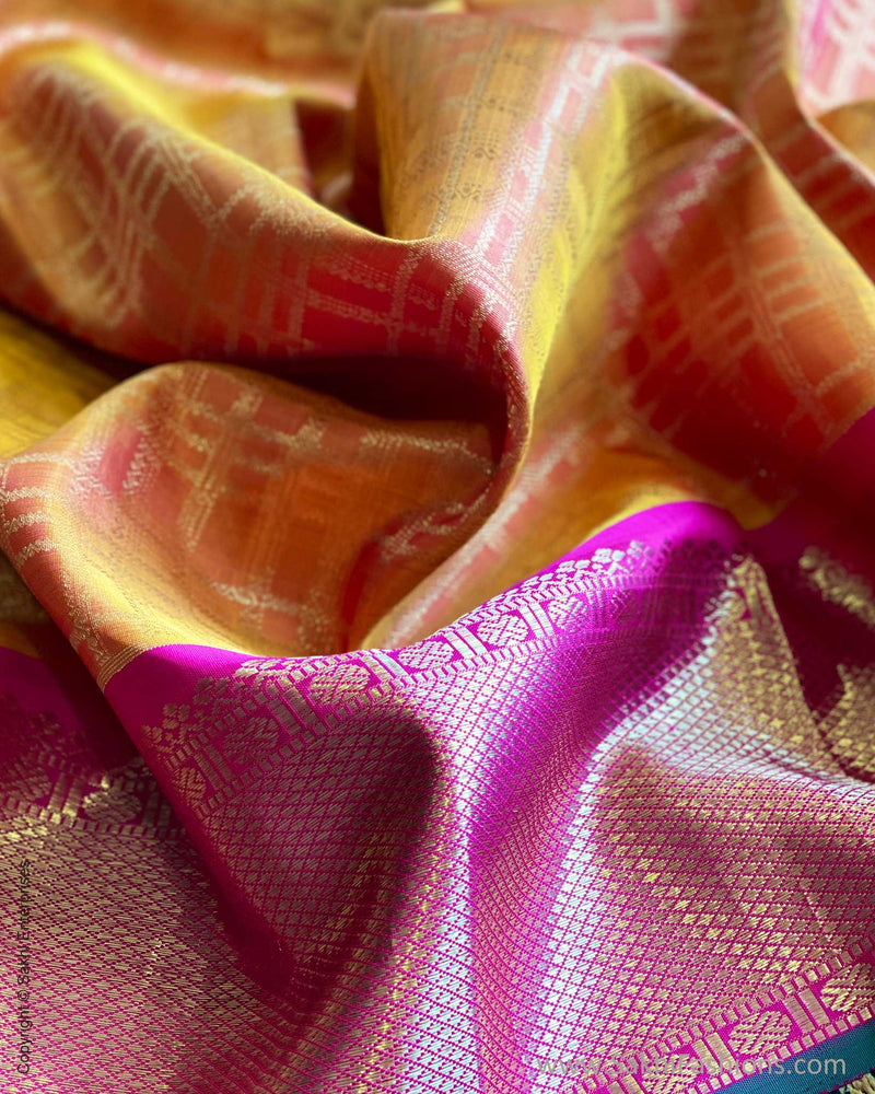 BL-W08217 Kanchi Brocade Blouse