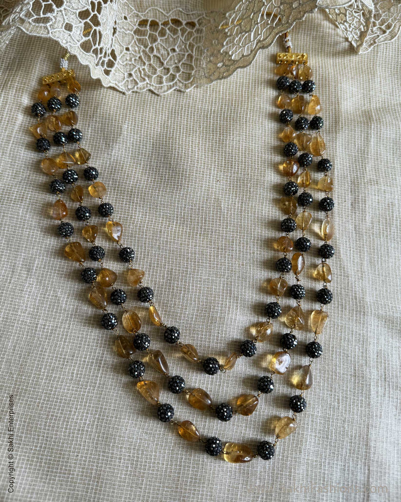 AJ-W11589 Mustard Black Mala