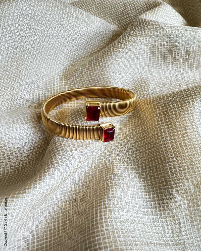 AJ-W11905 Gold Ruby Bangle