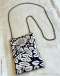 AC-W16344 Black Mobile Pouch