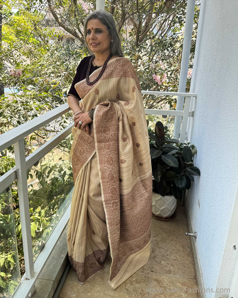 EE-W18570 Beige Tussar Banarsi Sari