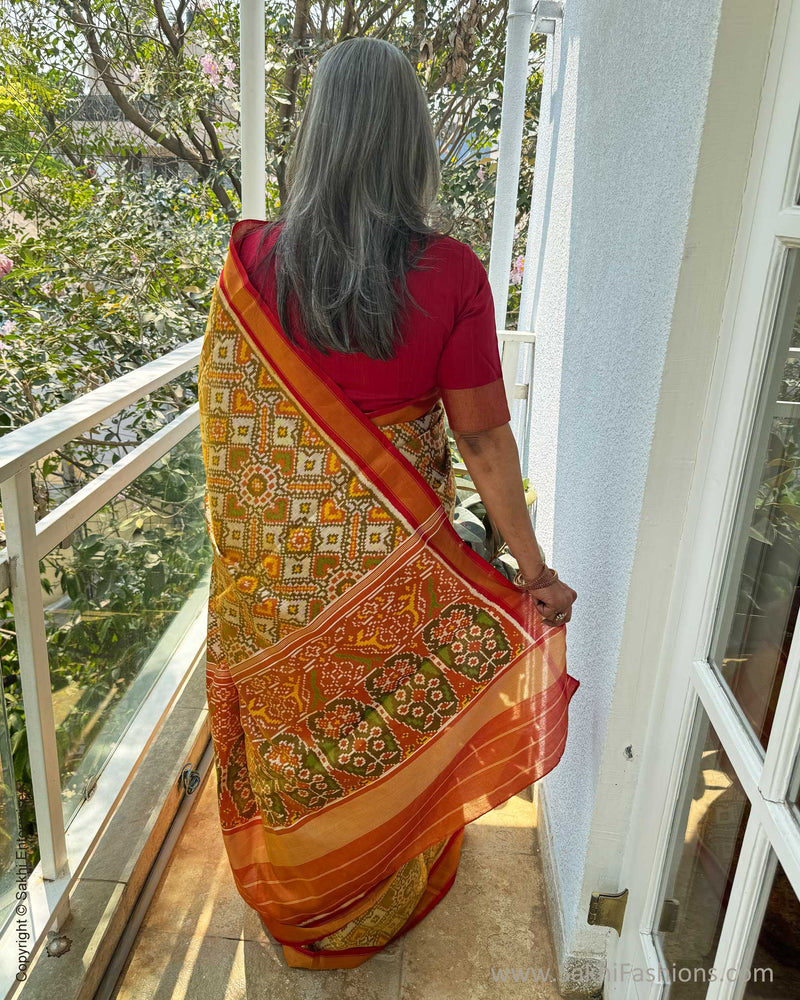 EE-W18718 Tissue Cream Patola Sari