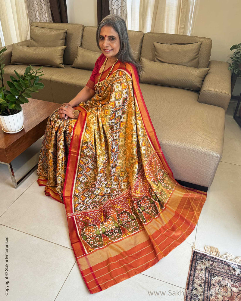 EE-W18718 Tissue Cream Patola Sari
