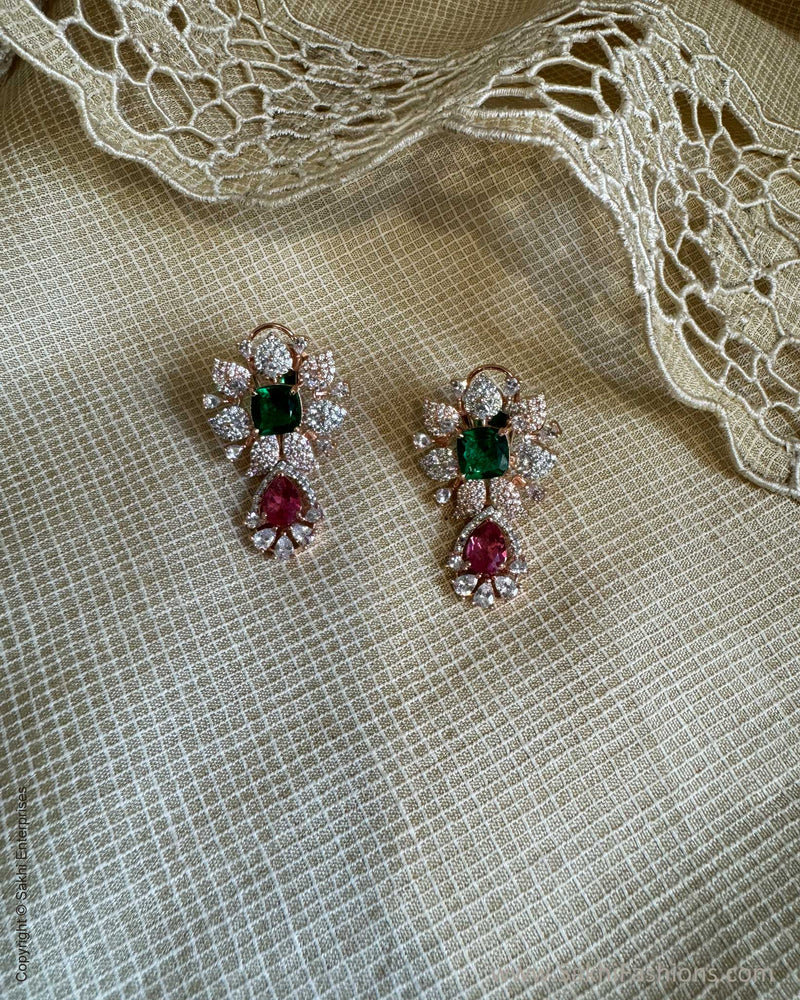 AJ-W18989 Green Diamante Pendant Set