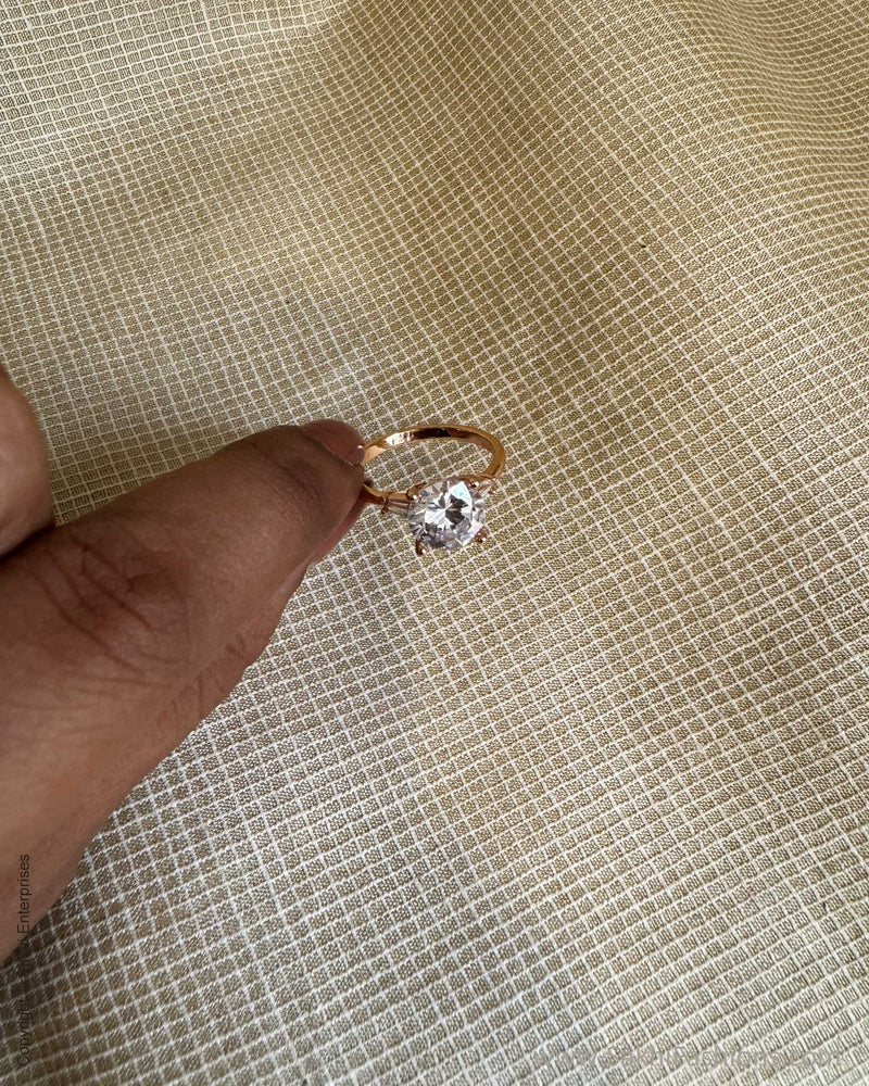 AJ-W18997 Rose Finger Ring