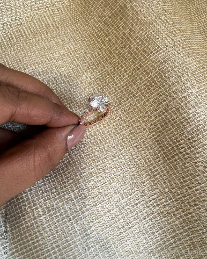 AJ-W18999 Rose Finger Ring