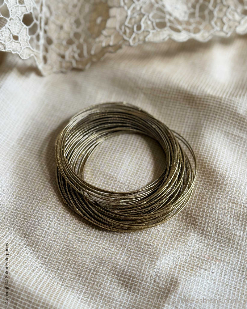 AJ-X01995 Statement Bunch Bangle