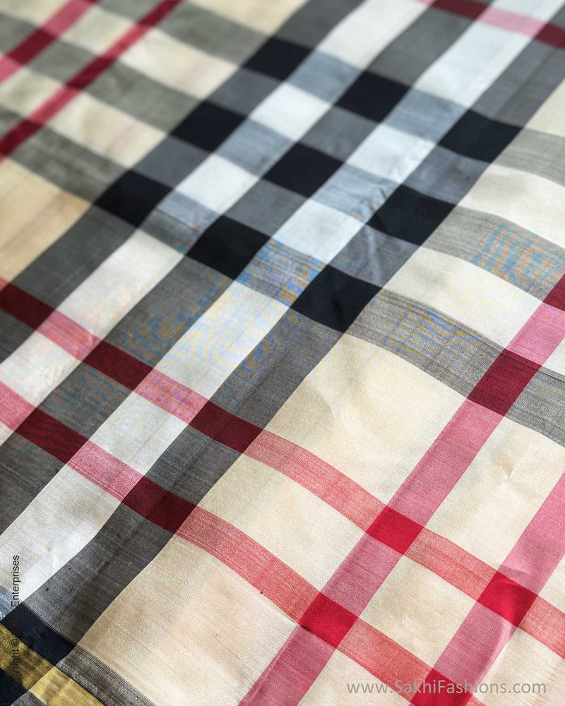 DP-X02756 Check Kanchi Silk Sari