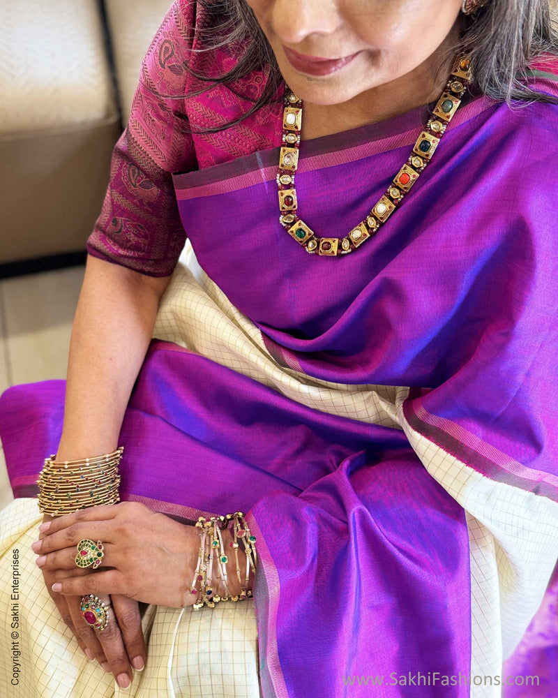 EE-X01161 Cream Kanjeevaarm silk sari