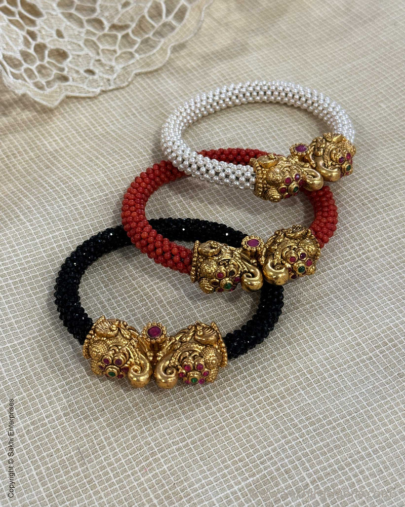 AS-X05466 Pearls Kada Bangle
