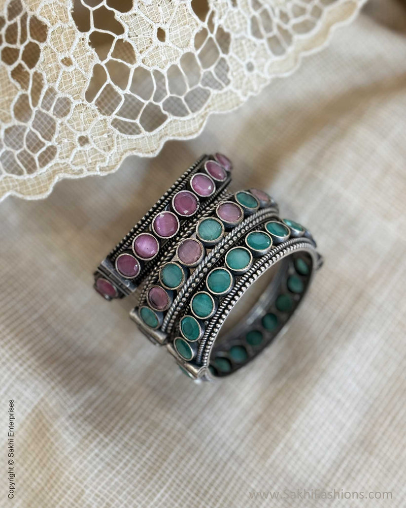 AJ-X04568 Mint Statement Bangle