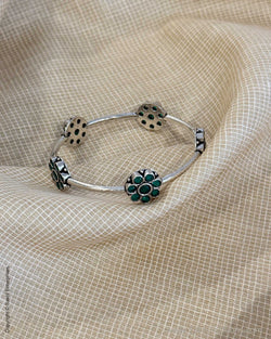 AJ-X04546 Green Statement Bangle