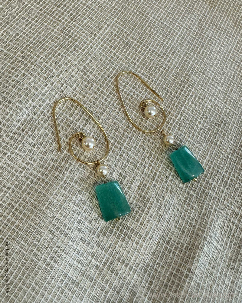 AG-X05926 Gold Chandbali Earring