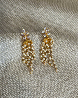 AG-X05928 Gold Jhumka Earring