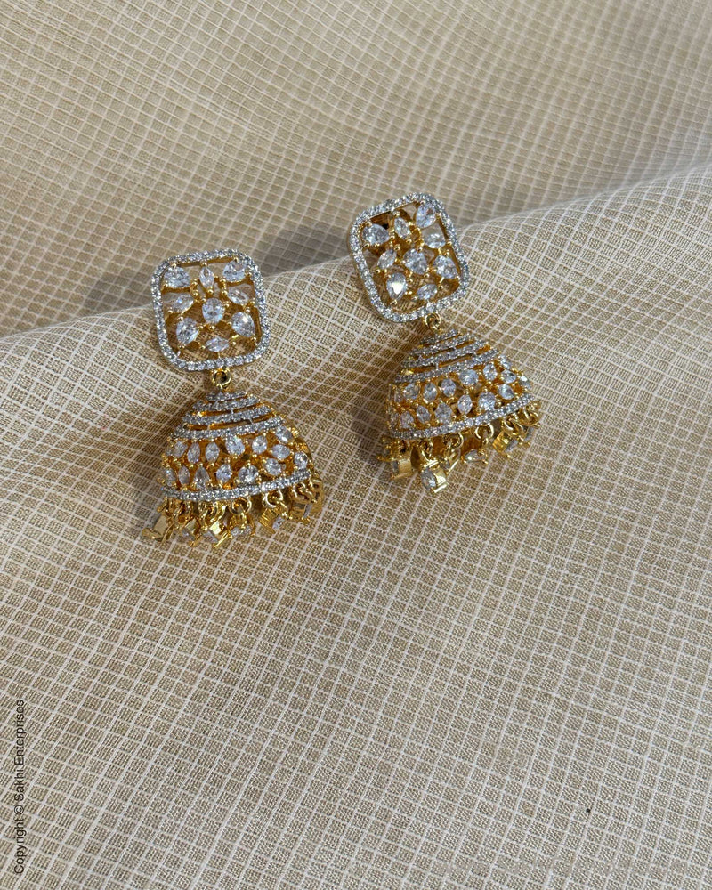 By Gold Diamante Earring