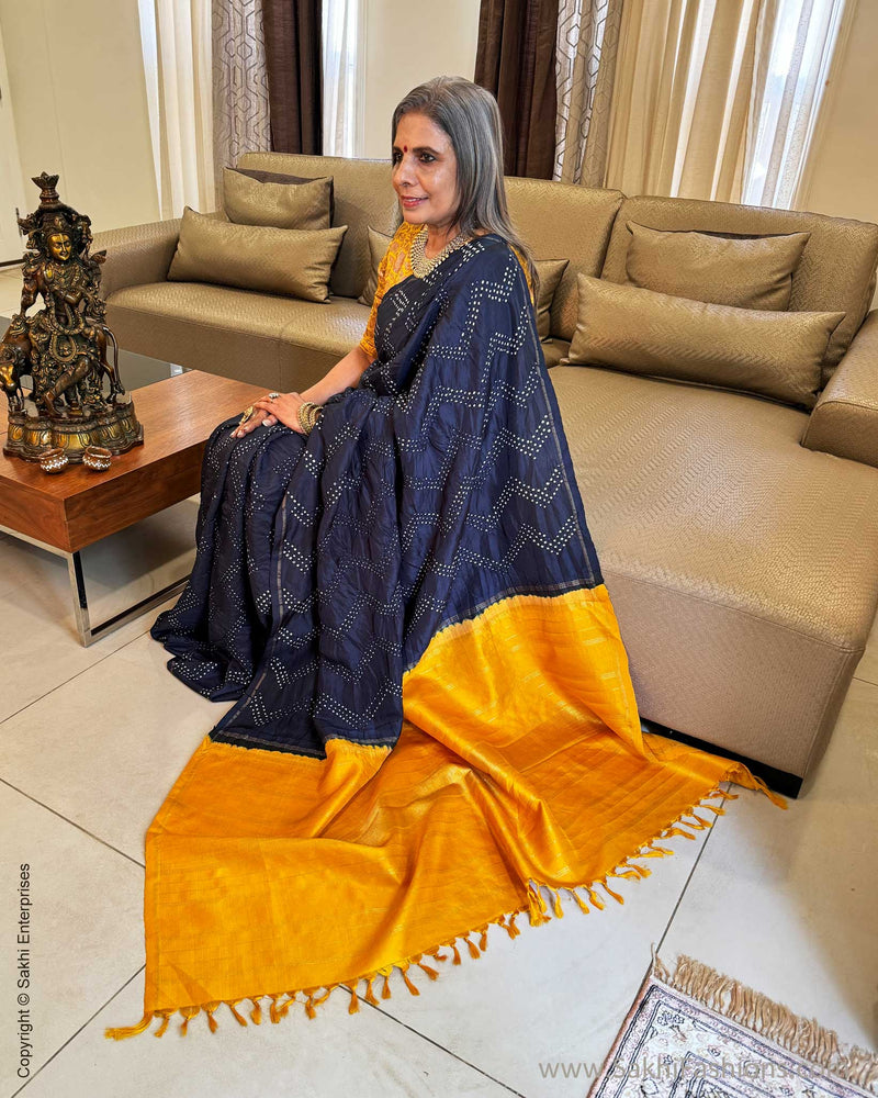 EE-X06635 Blue Bandhini Kanchi