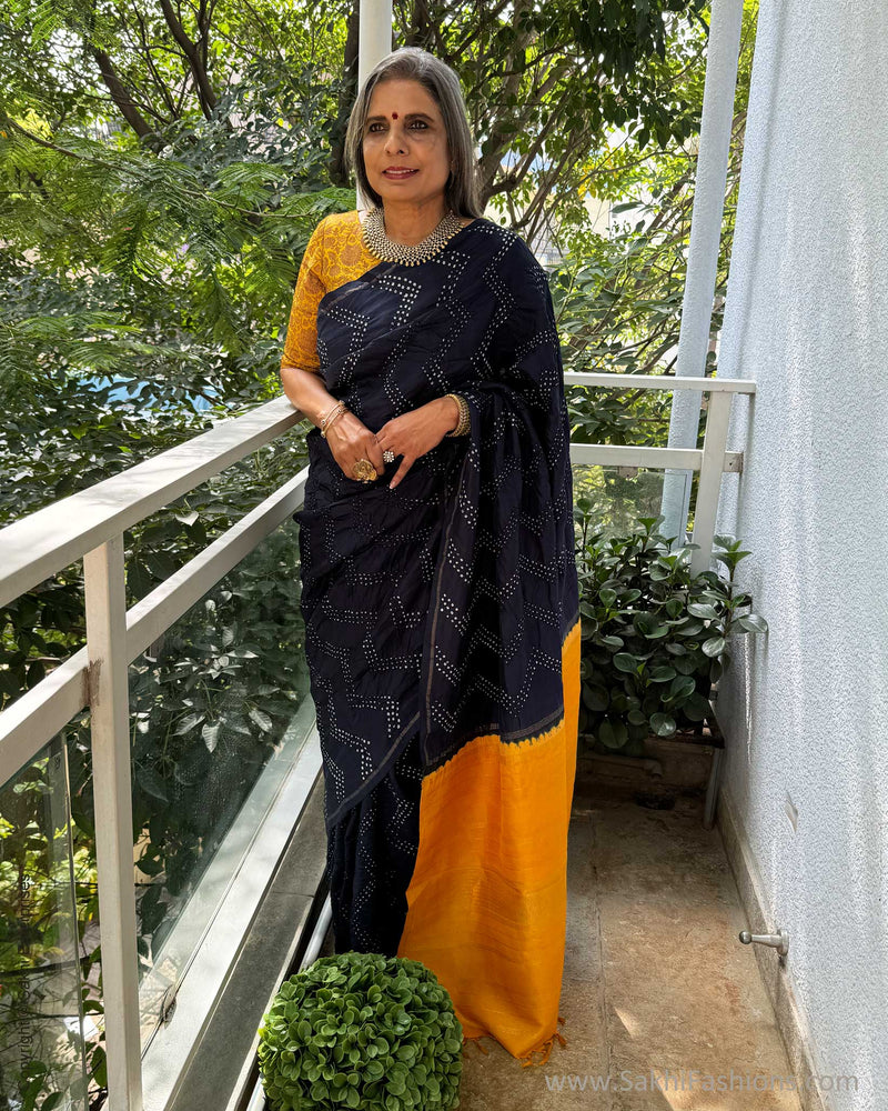 EE-X06635 Blue Bandhini Kanchi