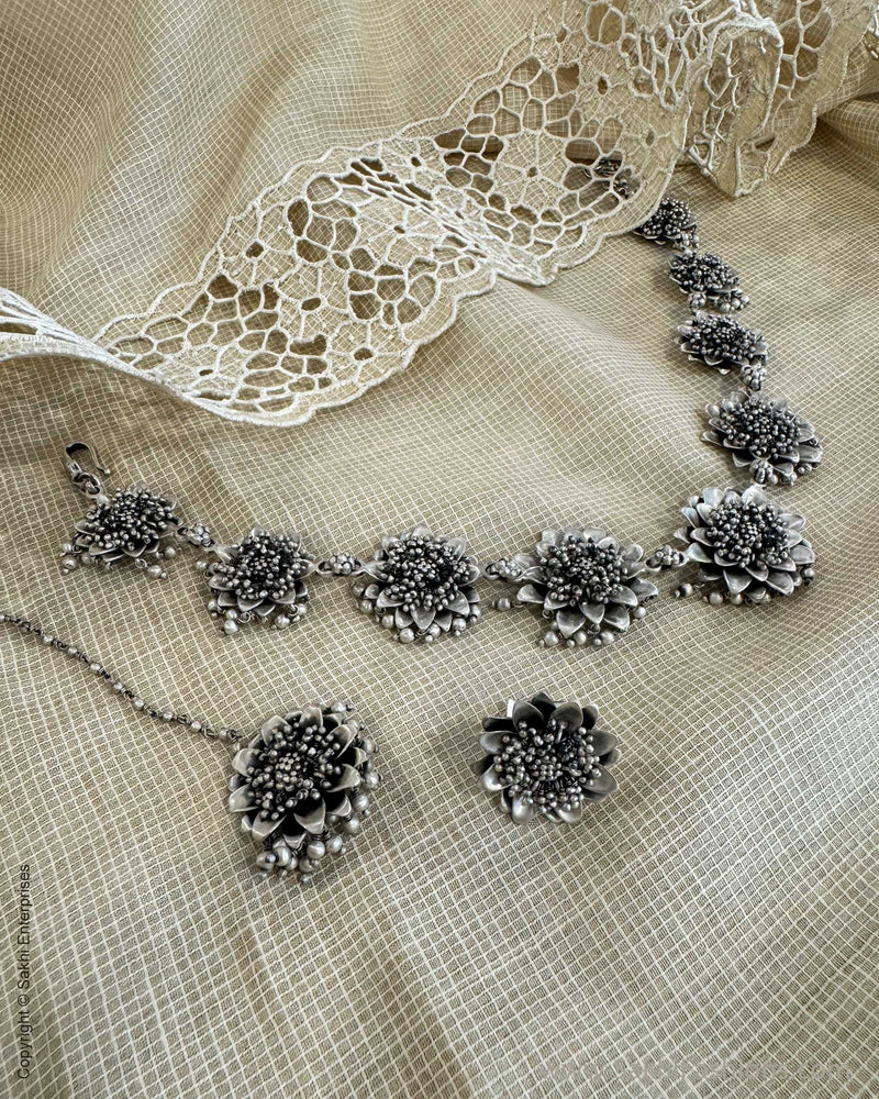 AS-X09305 Floral Mantika