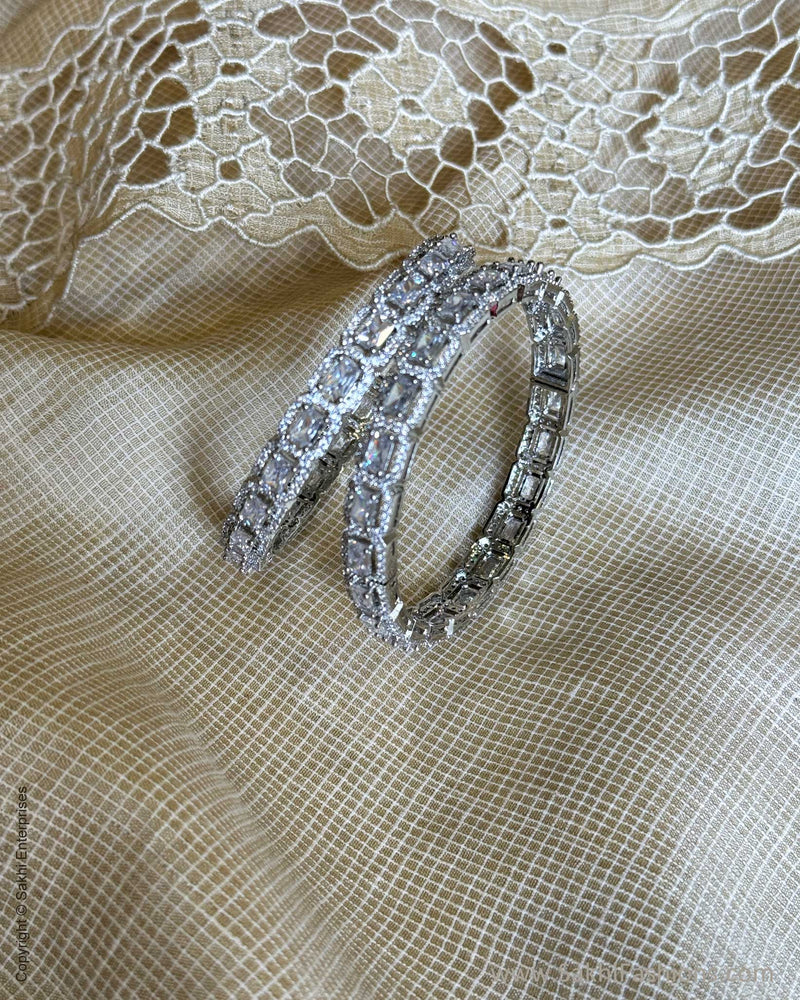 AJ-X06009 Silver Diamante Bangles