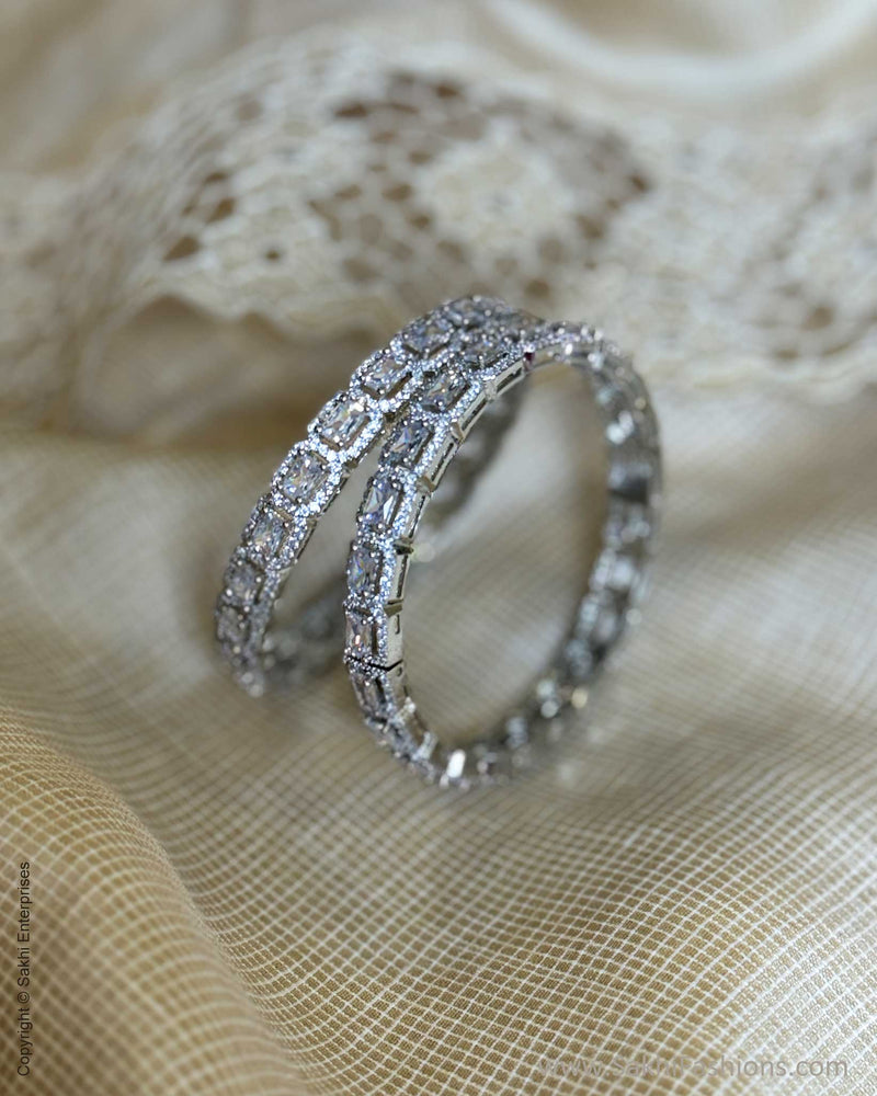 AJ-X06009 Silver Diamante Bangles