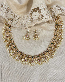 AJ-X10885 Pearls Necklace Set