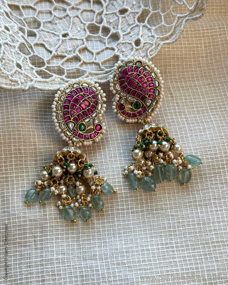 AJ-X13538 Gold Jumka Earring