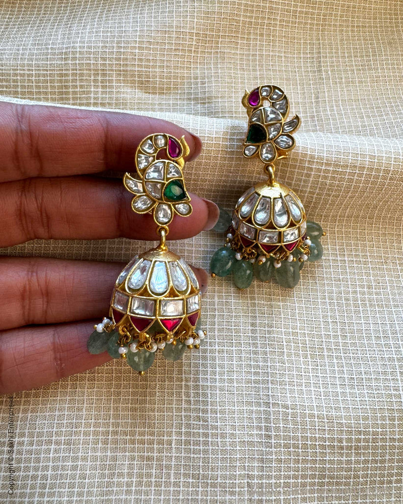 AJ-X13594 Gold Jumka Earring