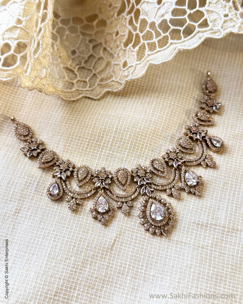 AJ-X13566 Victorian White Neck Set