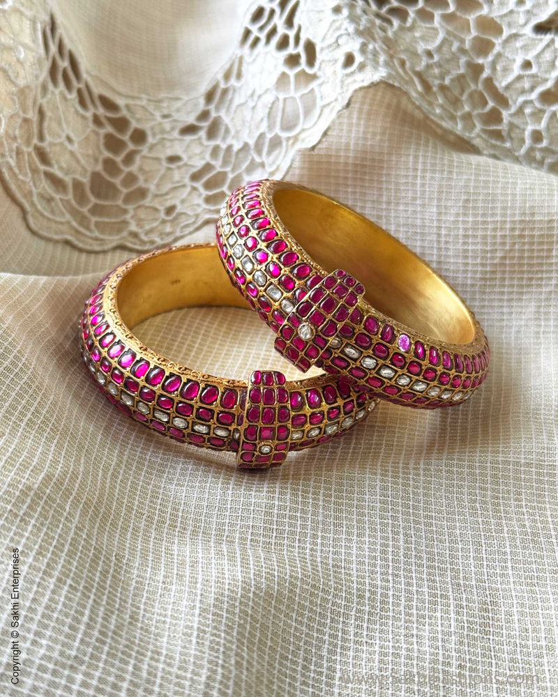 AS-X16711 Silver Gold Bangle