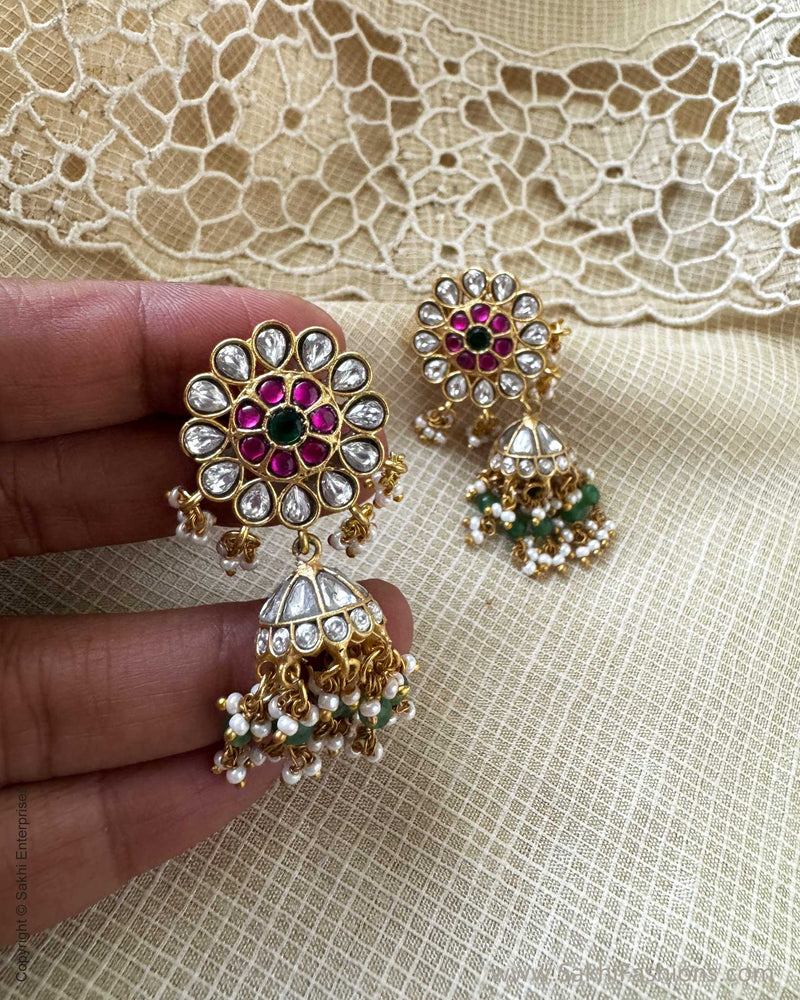 AJ-X15723 Gold Jumka Earring