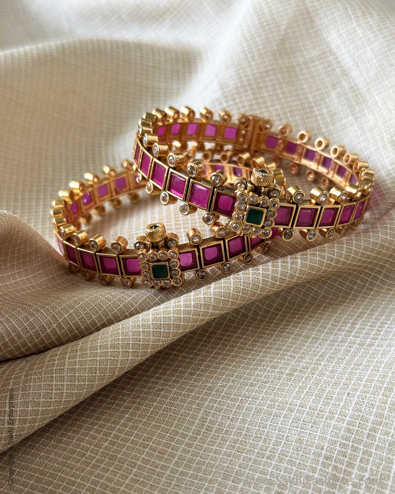 AJ-X15772 Pink Statement Bangles