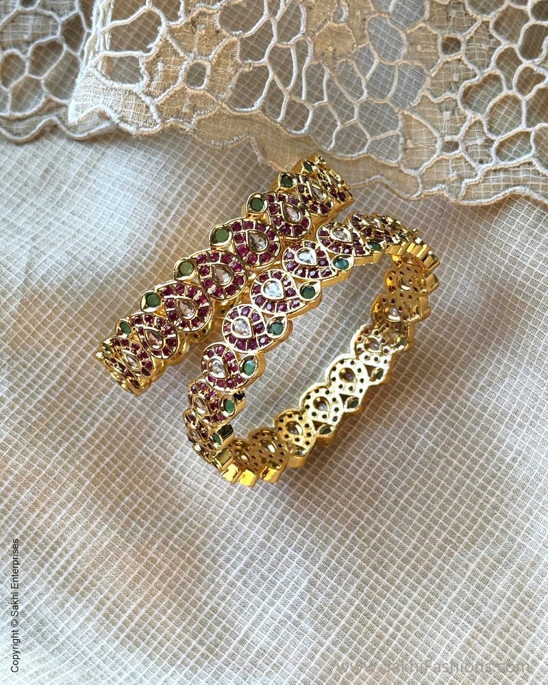 AJ-X16931 Statement Bangles set
