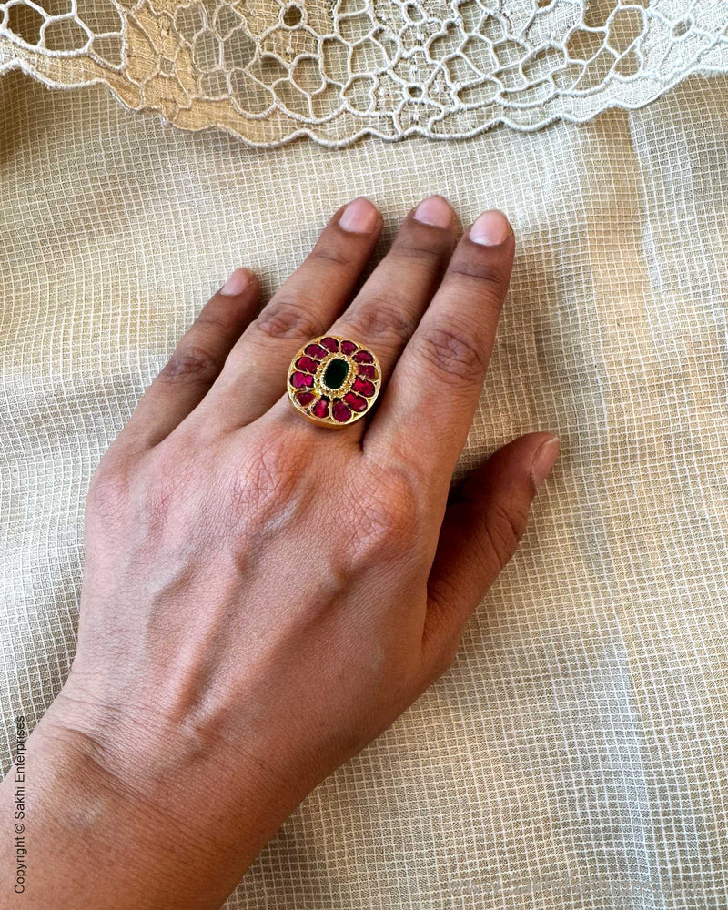 AJ-X17100 Gold Finger ring