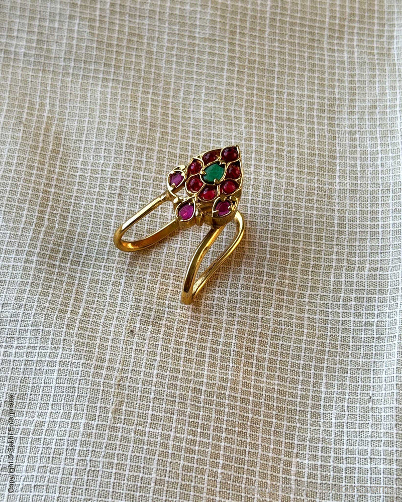 AJ-X17105 Statement Vanki ring