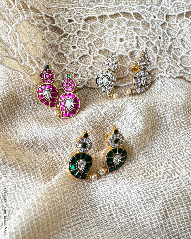 AJ-X17091 Mango Earring
