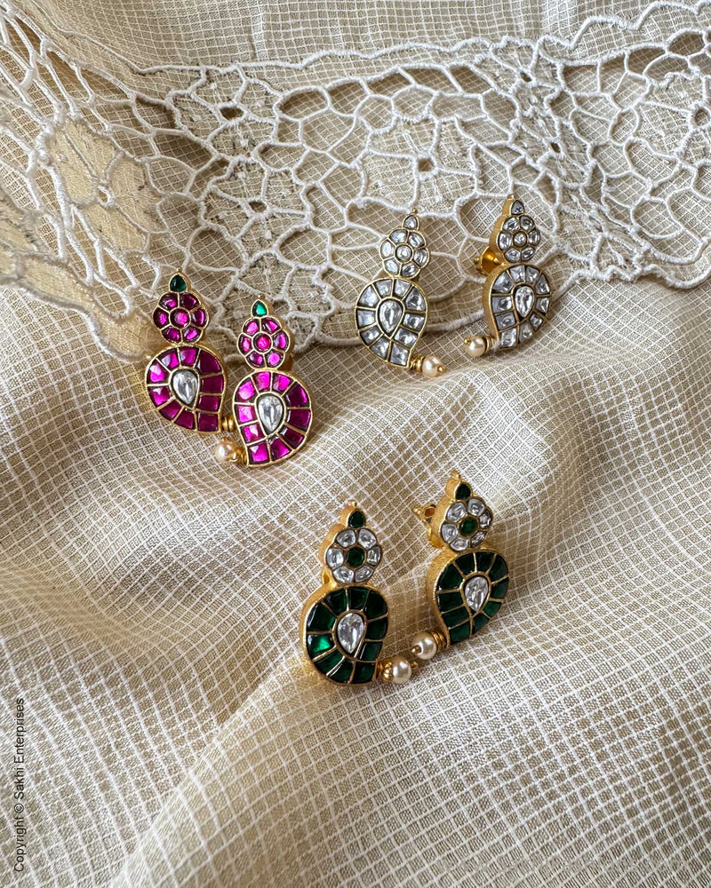 AJ-X17092 Mango Earring