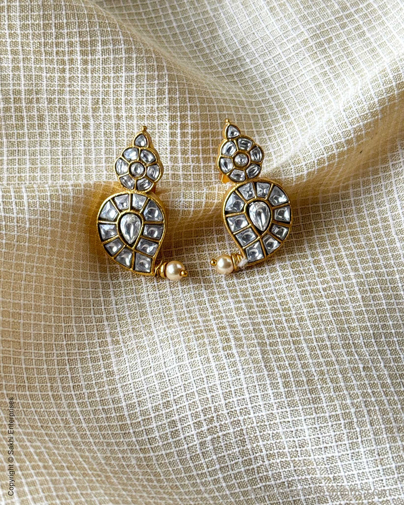 AJ-X17091 Mango Earring