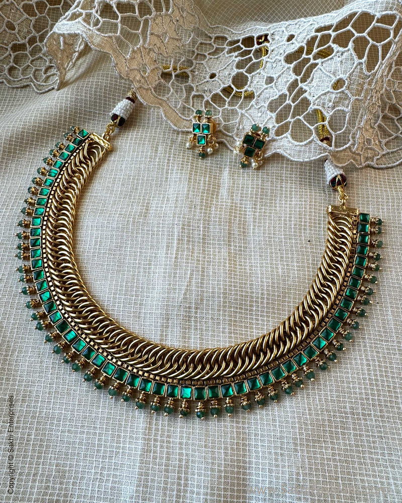 AJ-X17120 Green Necklace Set