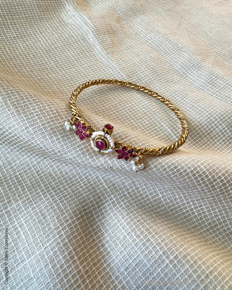 AJ-X17110 Statement Bangle